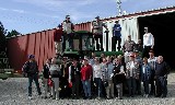 Reisegruppe auf Trecker